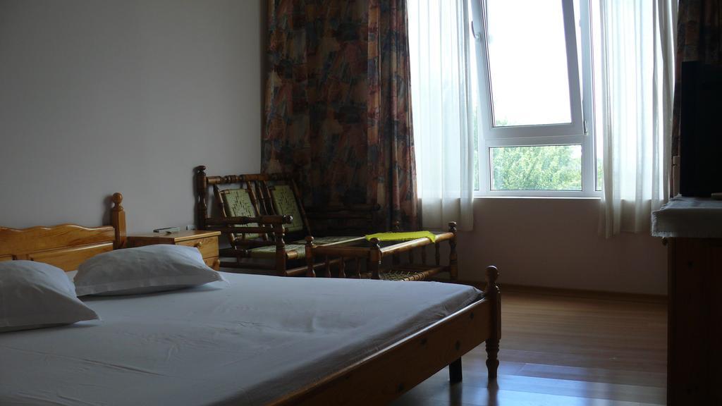 Villa Climate Guest House Varna Rum bild