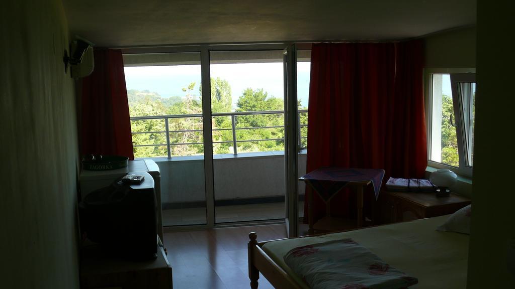 Villa Climate Guest House Varna Exteriör bild